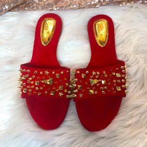 Red Slides/Gold Studs